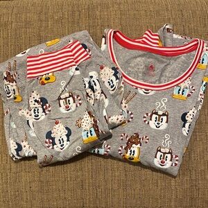 Disney women’s Pajama Set - Gray with Disney Hot Coco characters